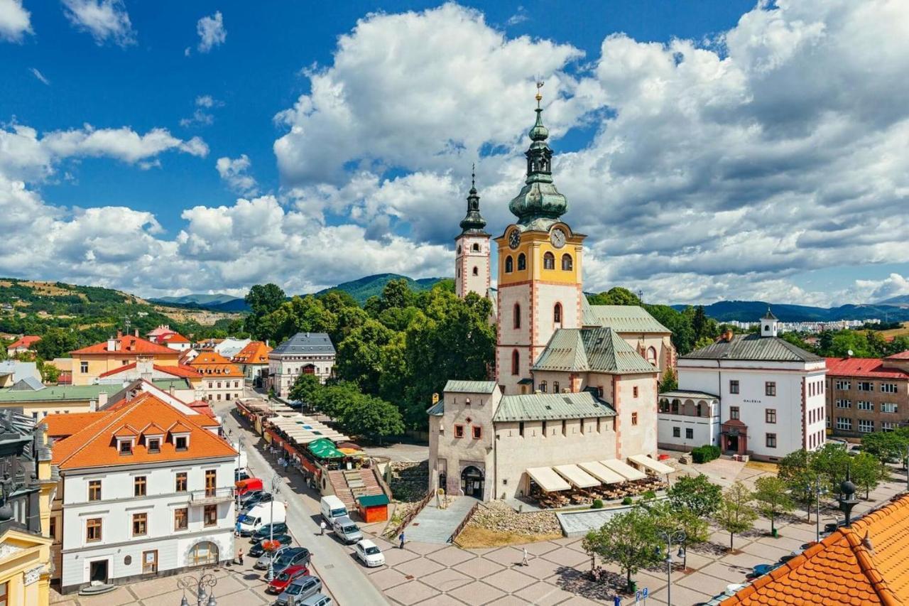 Old Town Apt. A/C And Parking Banska Bystrica Luaran gambar